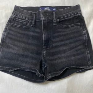 Hollister size 0 black shorts